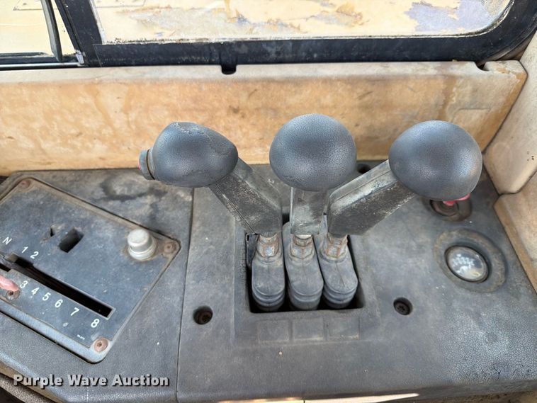 image for item FU4606 1997 Caterpillar 621F scraper