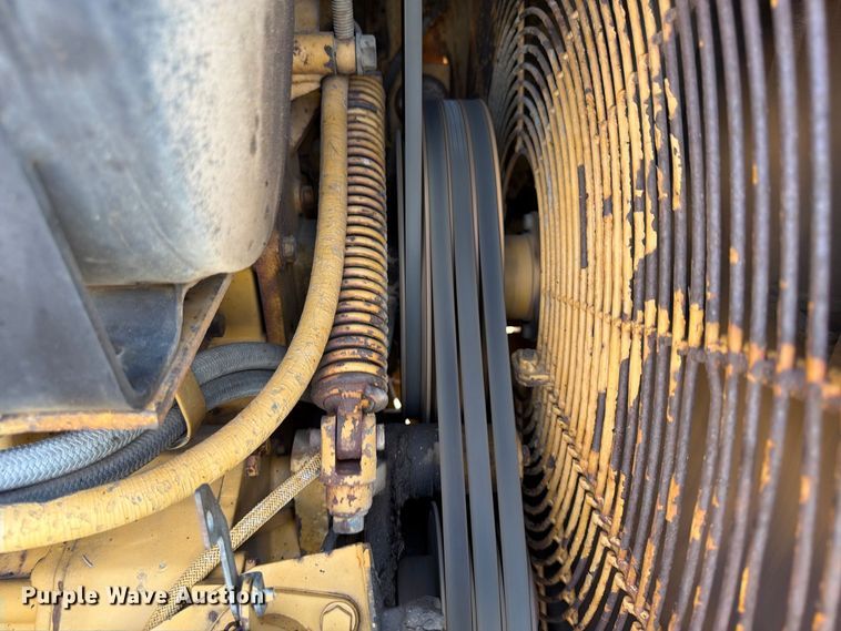 image for item FU4606 1997 Caterpillar 621F scraper