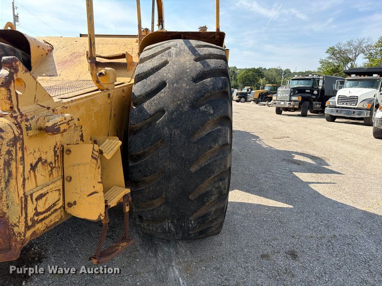 image for item FU4606 1997 Caterpillar 621F scraper