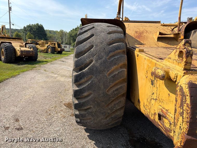 image for item FU4606 1997 Caterpillar 621F scraper