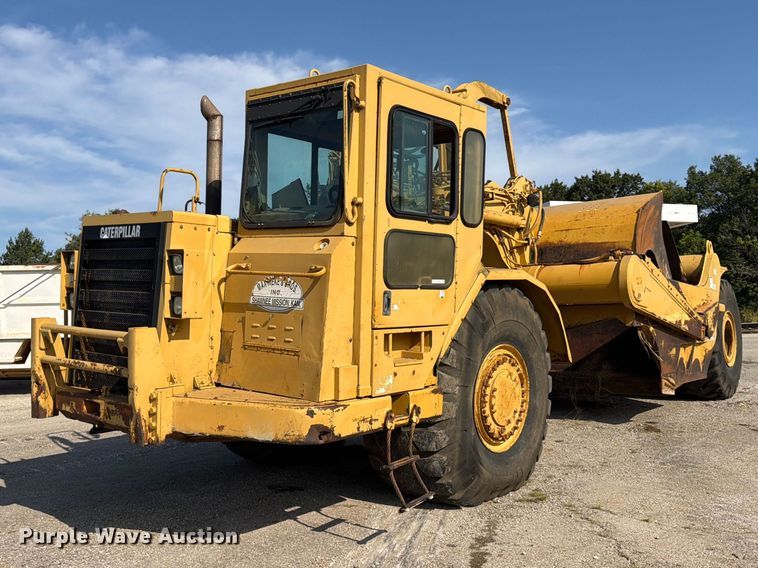 1997 Caterpillar 621F scraper