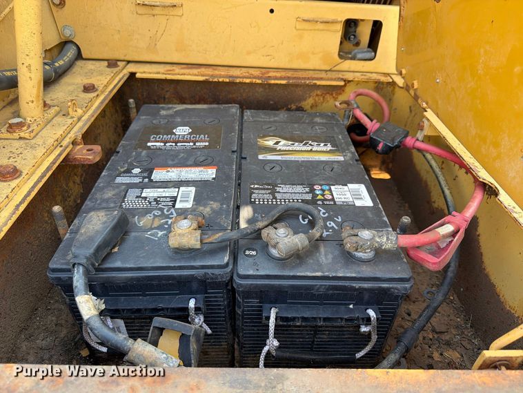 image for item FU4607 1997 Caterpillar 621F scraper