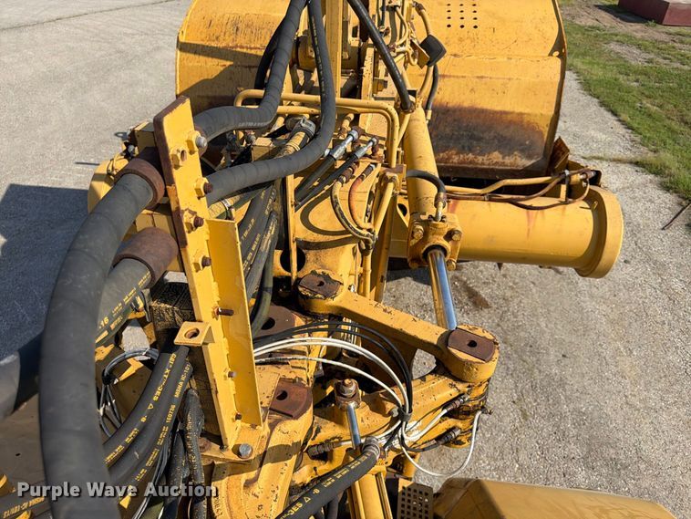 image for item FU4607 1997 Caterpillar 621F scraper