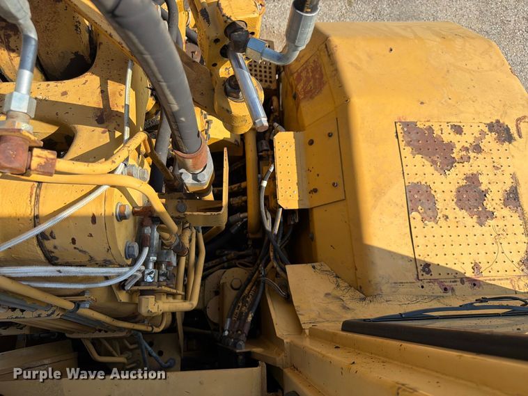 image for item FU4607 1997 Caterpillar 621F scraper