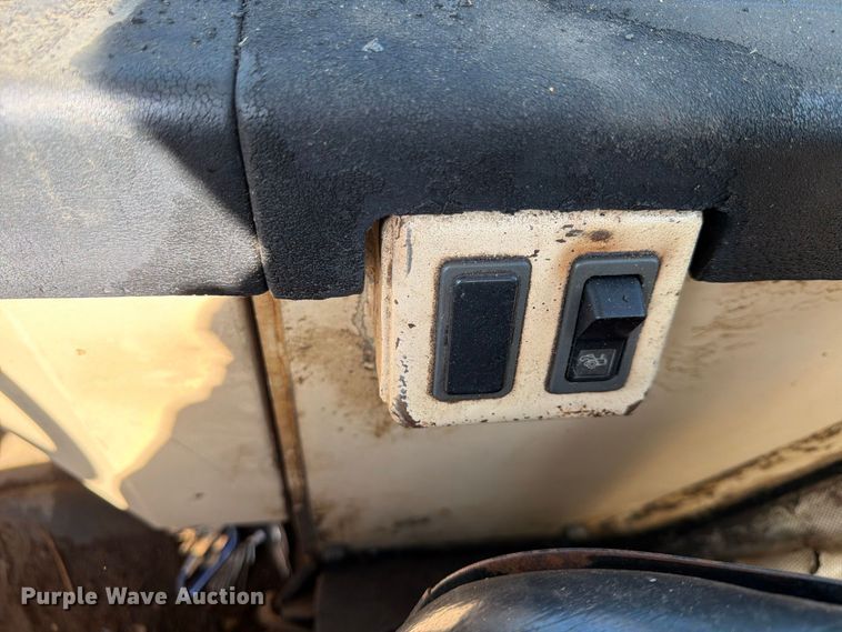 image for item FU4607 1997 Caterpillar 621F scraper