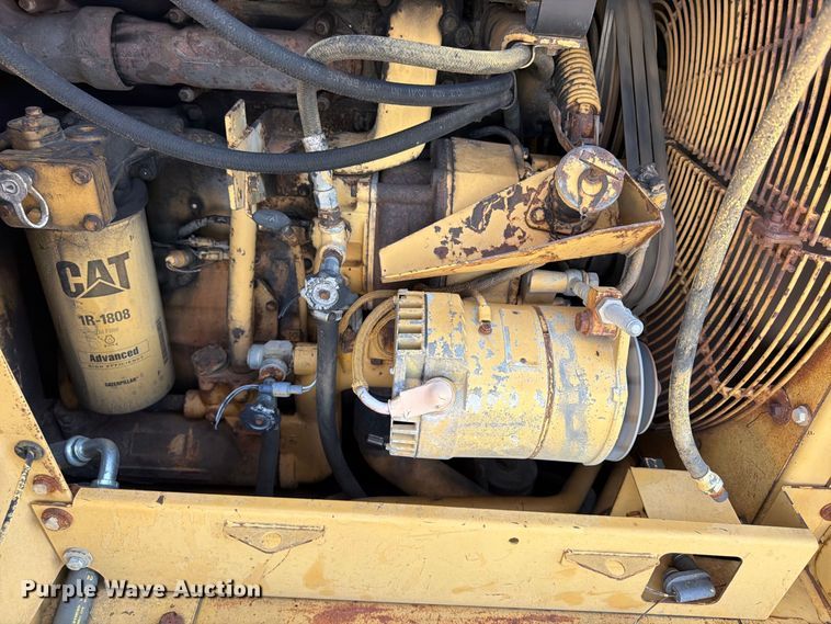 image for item FU4607 1997 Caterpillar 621F scraper