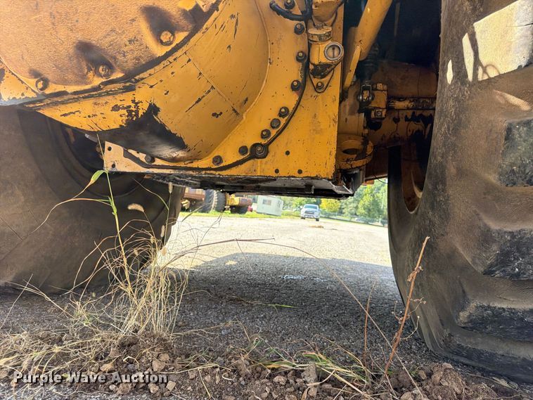 image for item FU4607 1997 Caterpillar 621F scraper
