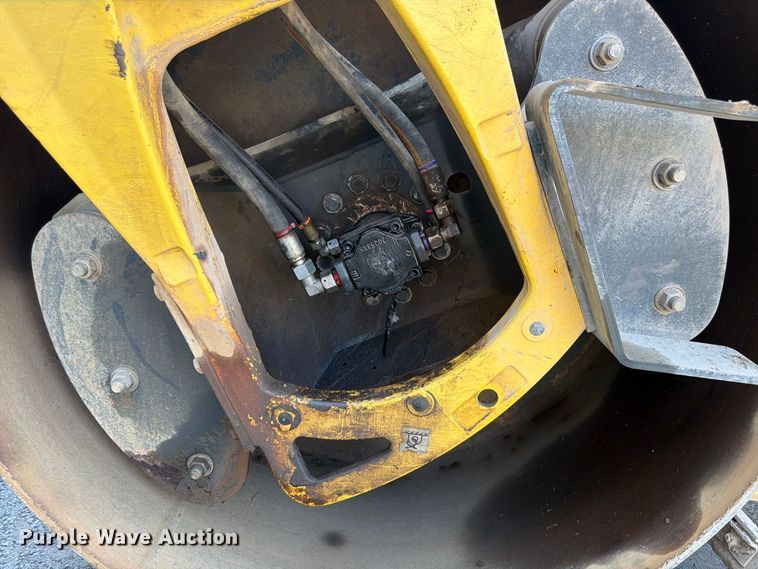 image for item FU4619 2011 Bomag BW 190 ADHF-4 double drum roller