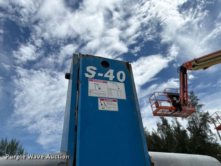 image for item NC9911 2016 Genie S-40 boom lift