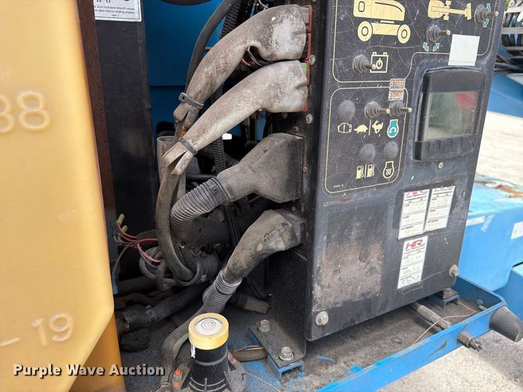 image for item NC9911 2016 Genie S-40 boom lift