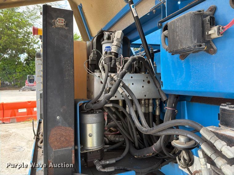 image for item NC9911 2016 Genie S-40 boom lift
