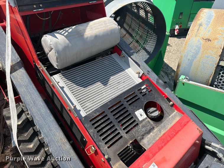 image for item NC9931 2024 Erie Industries SCL850 compact utility loader