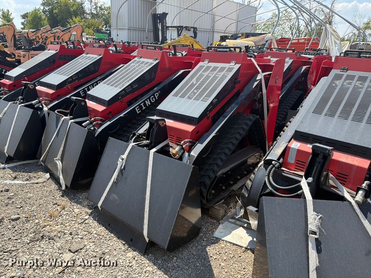 Erie Industries SCL850 compact utility loader