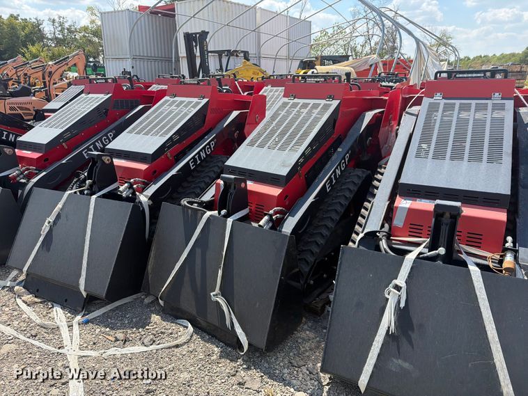 Erie Industries SCL850 compact utility loader