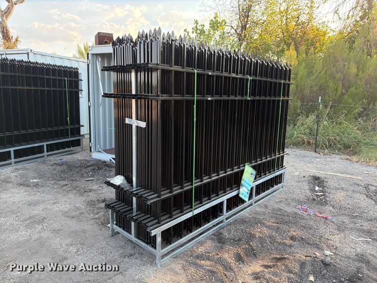 image for item NC9986 (44) EINGP F10 fence panels