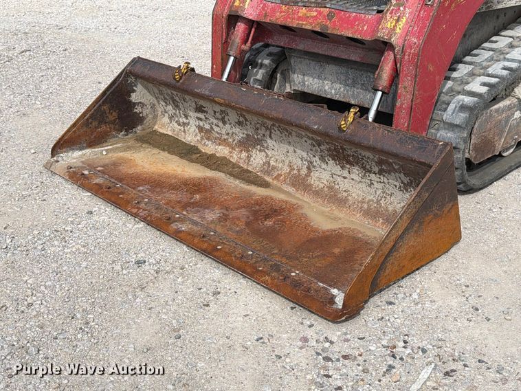image for item OE9708 2014 Takeuchi TL8 tracked skid steer loader