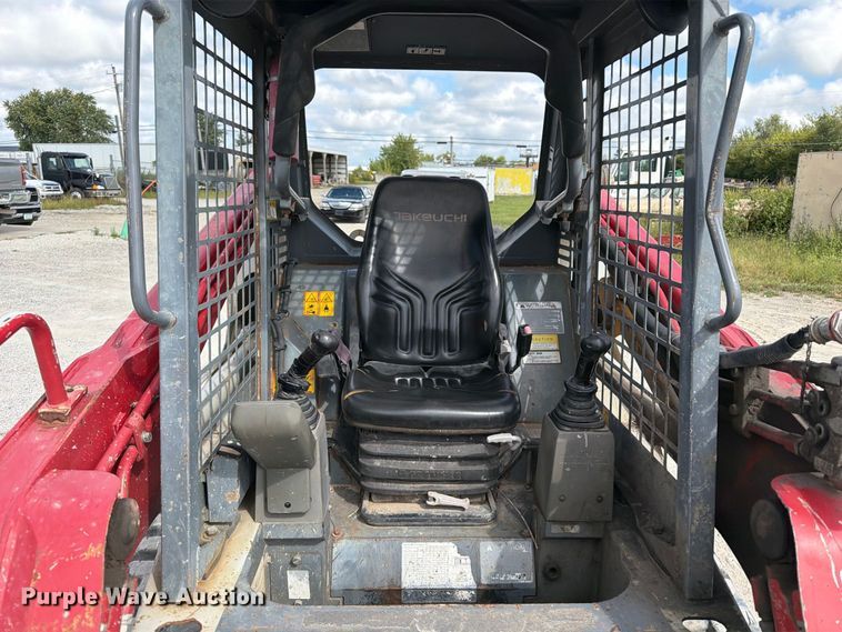 image for item OE9708 2014 Takeuchi TL8 tracked skid steer loader