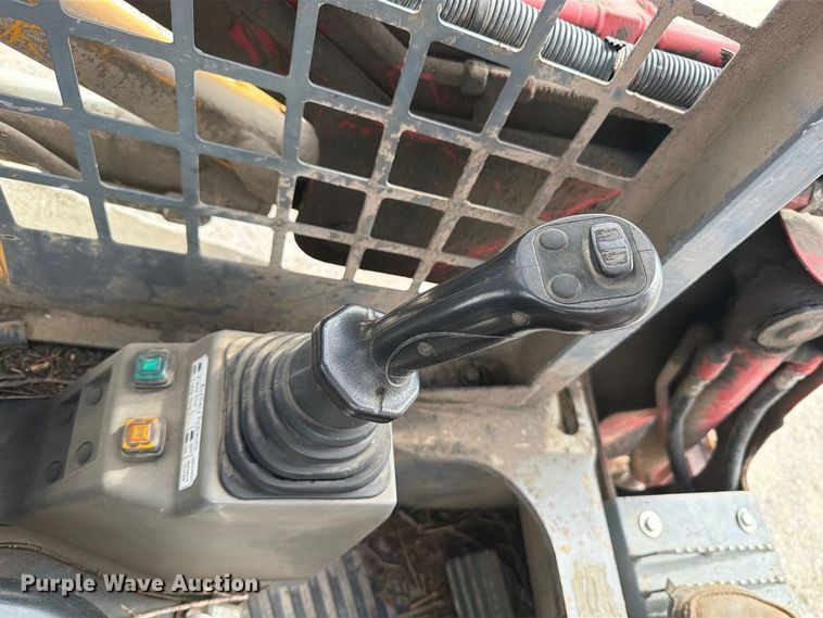 image for item OE9708 2014 Takeuchi TL8 tracked skid steer loader
