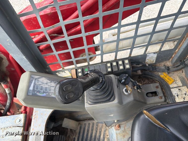 image for item OE9708 2014 Takeuchi TL8 tracked skid steer loader