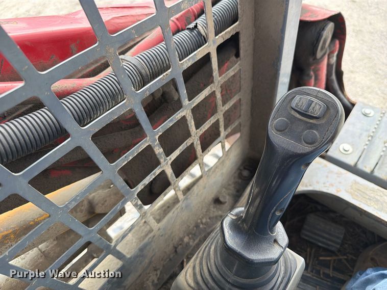 image for item OE9708 2014 Takeuchi TL8 tracked skid steer loader