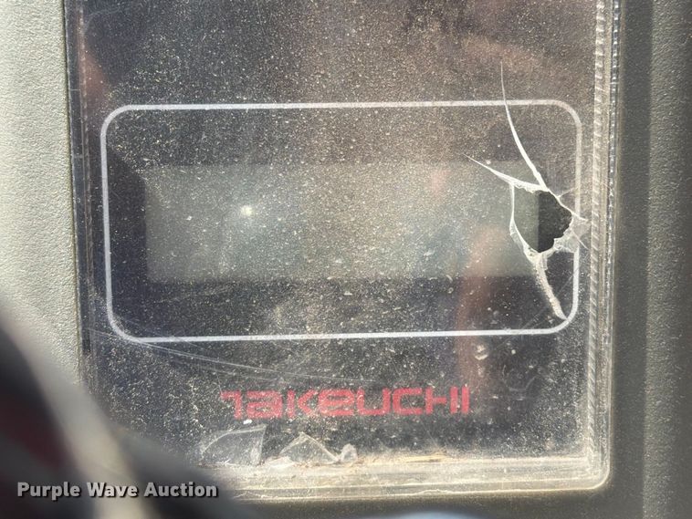 image for item OE9708 2014 Takeuchi TL8 tracked skid steer loader