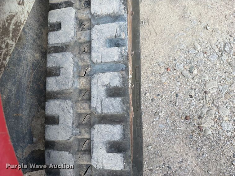 image for item OE9708 2014 Takeuchi TL8 tracked skid steer loader