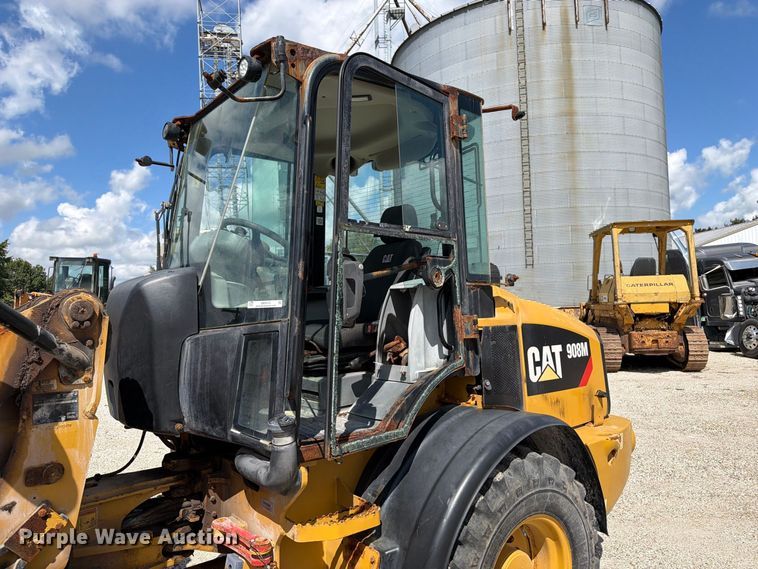 image for item OE9713 2019 Caterpillar 908M wheel loader
