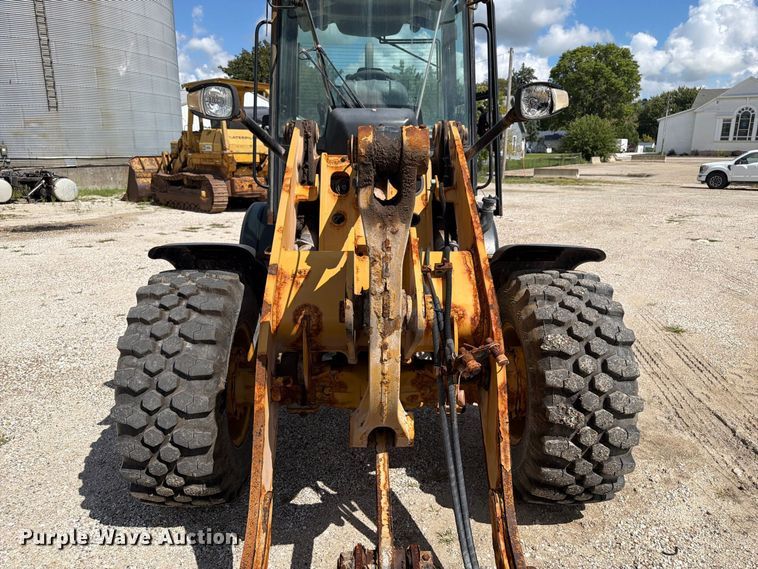 image for item OE9713 2019 Caterpillar 908M wheel loader