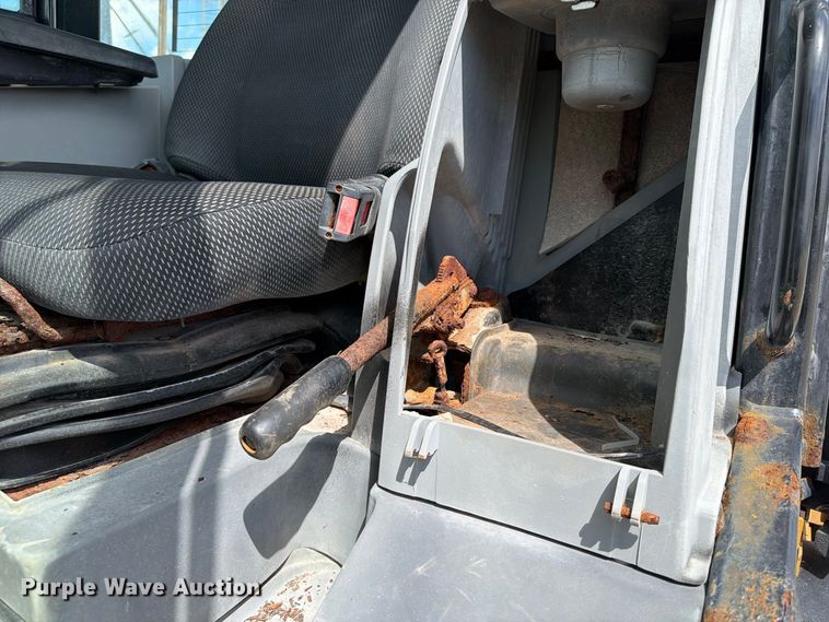 image for item OE9713 2019 Caterpillar 908M wheel loader