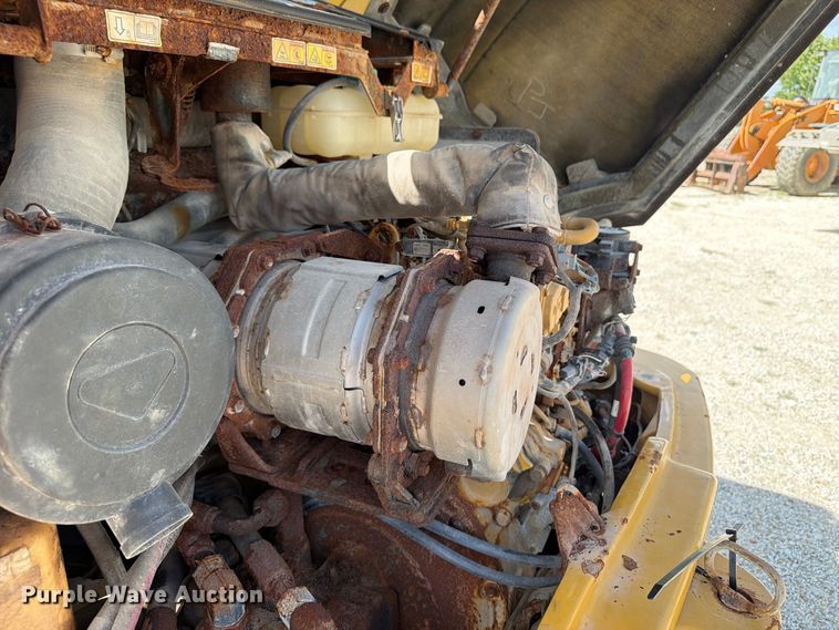 image for item OE9713 2019 Caterpillar 908M wheel loader