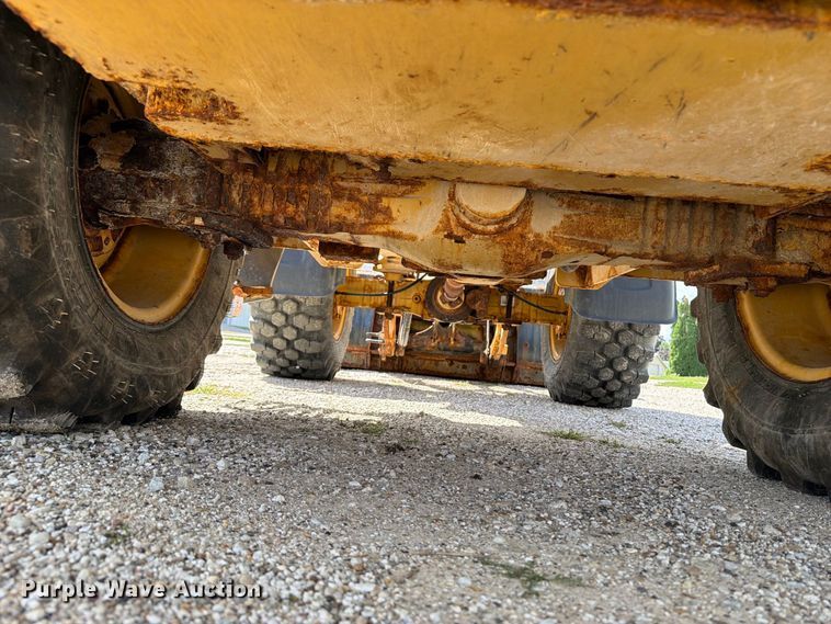 image for item OE9713 2019 Caterpillar 908M wheel loader