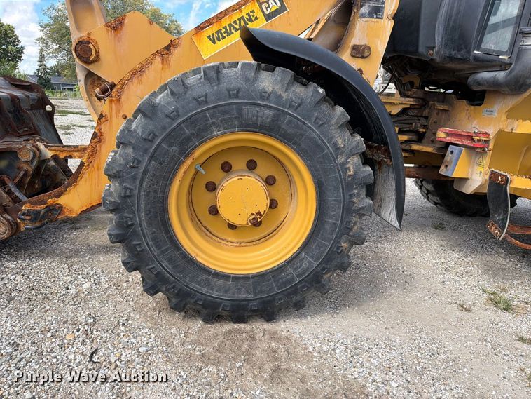 image for item OE9713 2019 Caterpillar 908M wheel loader