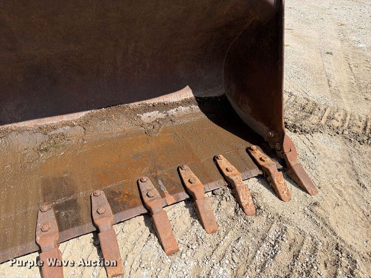 image for item OE9714 1973 Caterpillar 955L track loader
