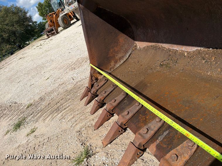 image for item OE9714 1973 Caterpillar 955L track loader