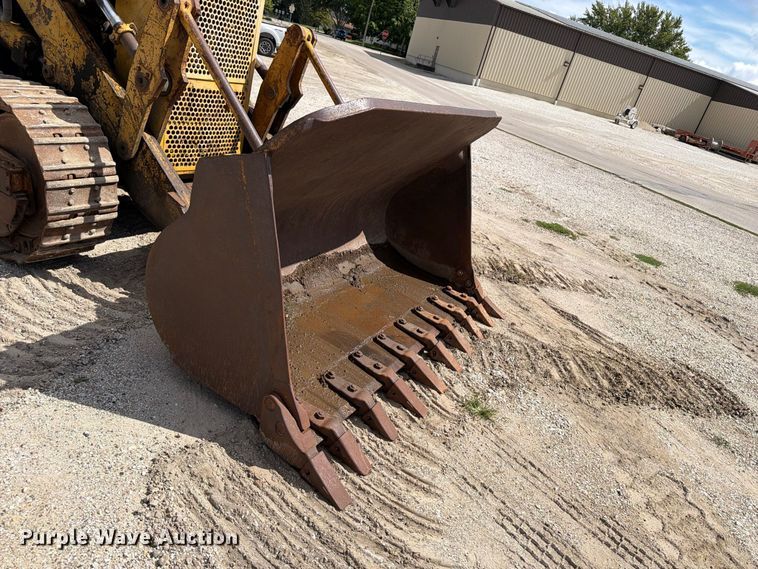 image for item OE9714 1973 Caterpillar 955L track loader