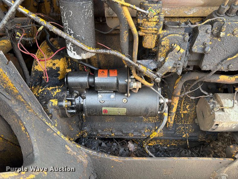 image for item OE9714 1973 Caterpillar 955L track loader