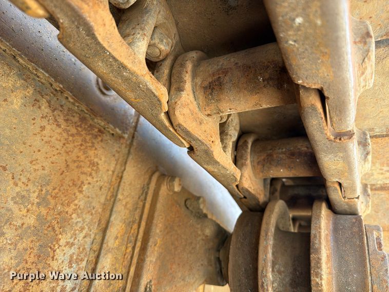 image for item OE9714 1973 Caterpillar 955L track loader