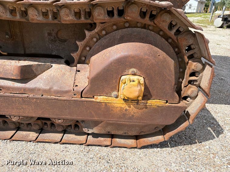 image for item OE9714 1973 Caterpillar 955L track loader