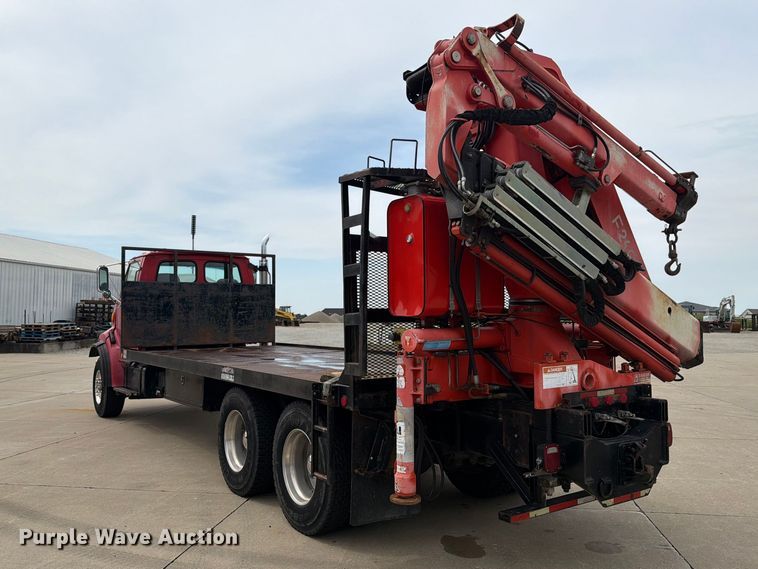 image for item OE9716 1996 Ford LT8513 crane truck
