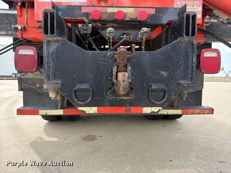 image for item OE9716 1996 Ford LT8513 crane truck