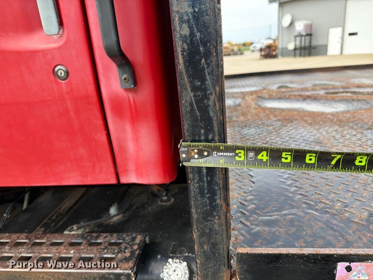 image for item OE9716 1996 Ford LT8513 crane truck