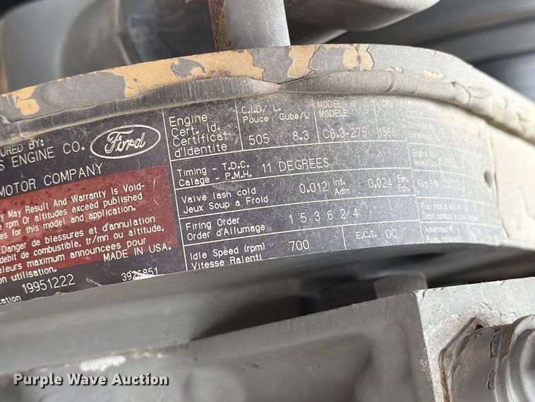 image for item OE9716 1996 Ford LT8513 crane truck