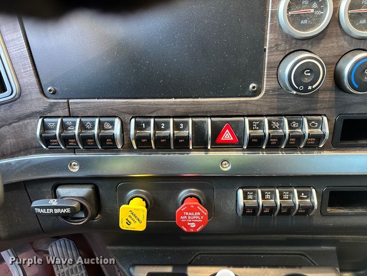 image for item YA1905 2026 Western Star 49X dump truck