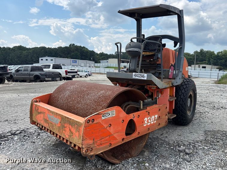 image for item YA2127 2006 Hamm 3307 single drum vibratory roller