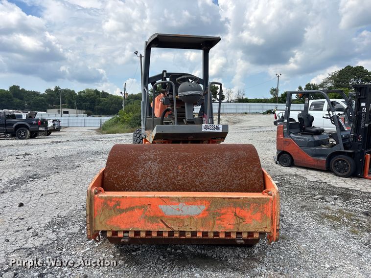 image for item YA2127 2006 Hamm 3307 single drum vibratory roller