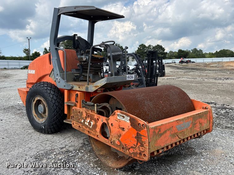 image for item YA2127 2006 Hamm 3307 single drum vibratory roller