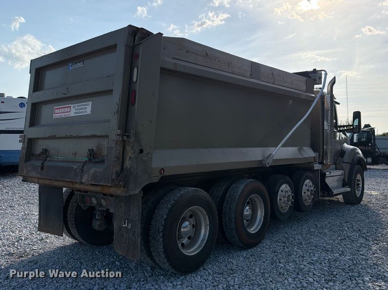 image for item YA3373 2018 Kenworth T880 dump truck