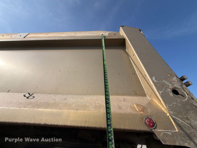image for item YA3373 2018 Kenworth T880 dump truck