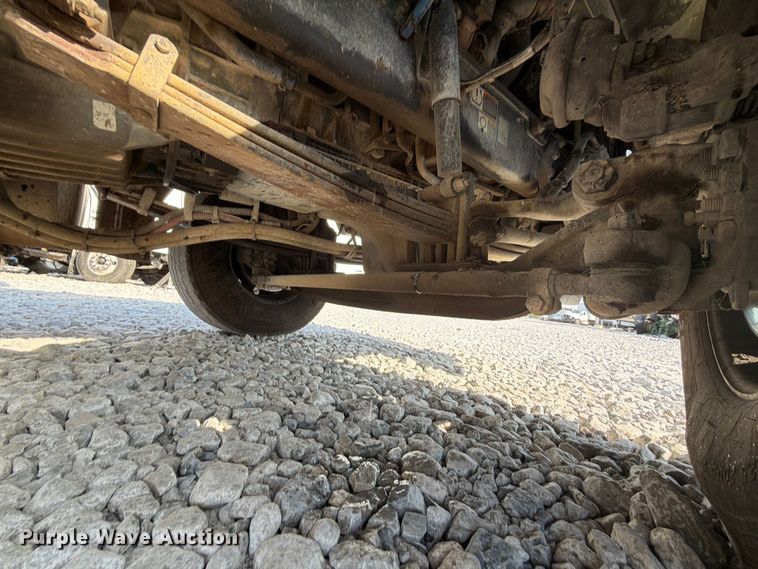 image for item YA3373 2018 Kenworth T880 dump truck