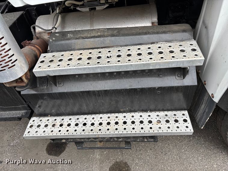 image for item YA3798 2012 Freightliner Business Class M2 dump truck